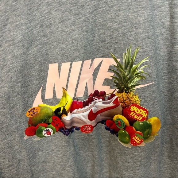 *NWT* Nike Men’s Gray Fruit Tee, Size XL - Picture 5 of 8